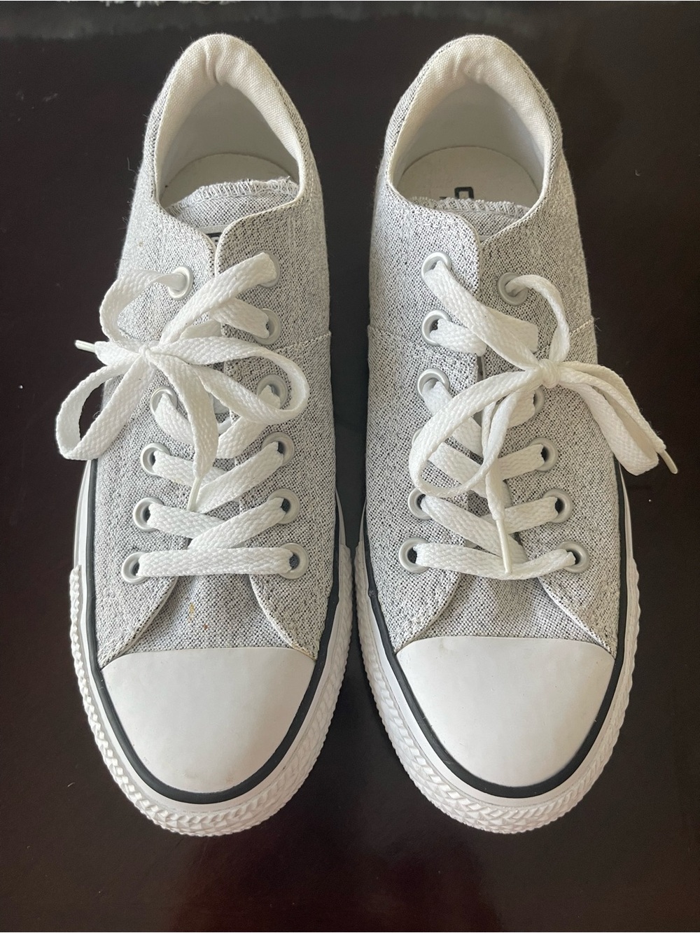 CONVERSE All Stars Heather Gray Low Tops Women’s Shoes Sz 7 Sneakers